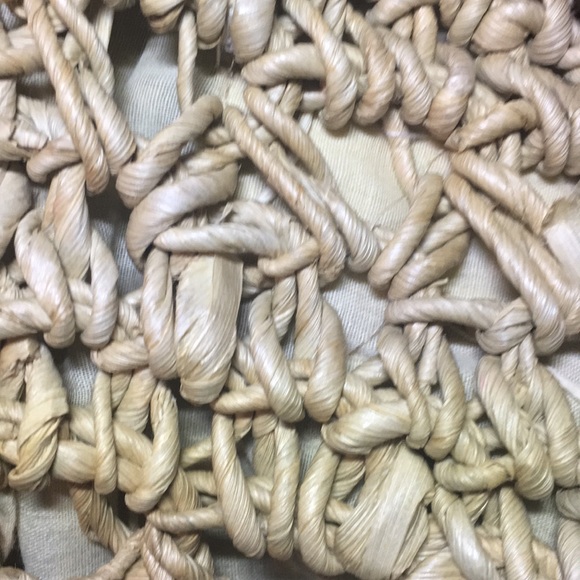 tan weaved handbag(beaded handle) - Picture 2 of 3